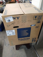 SONY Trinitron 27" TV NOS Gamers delight.