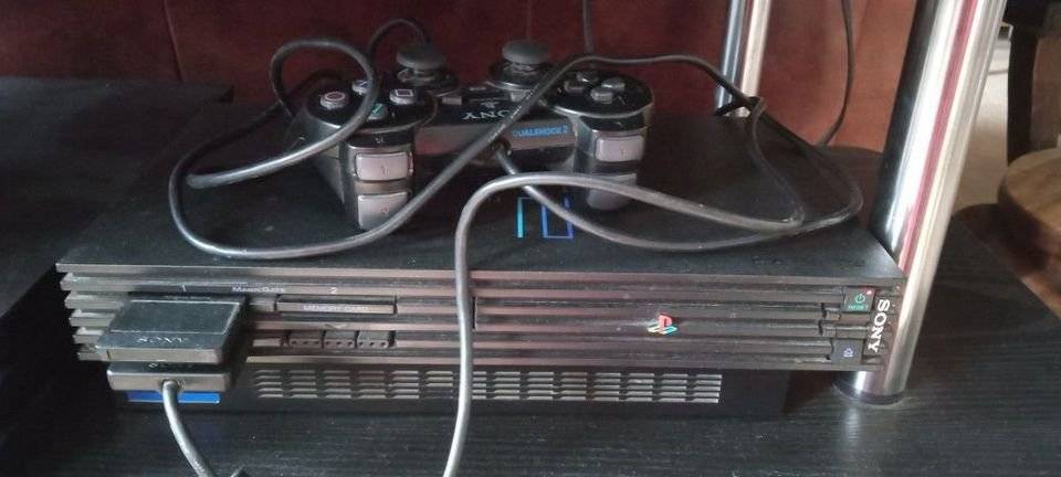 PS2 & Sony 50" DLP 1080i RETRO GAMING TV with HDMI Port And Remote