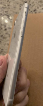 iPhone 8 256GB Unlocked - ALL Networks w/Fast Charger