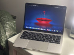 2017 MacBook Pro 13” / 16 GB of Ram / SSD / Works Perfectly