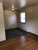 1010 W. Badger Rd   [AVAILABLE JUNE 1ST]