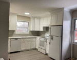 Completely renovated Studio Apartment in the heart of Babylon Village