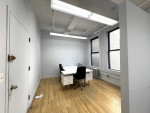SMALL SUNNY OFFICE CHELSEA / MIDTOWN