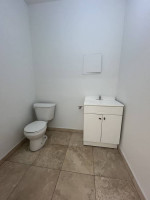 OPEN HOUSE SATURDAY! Beautiful Full Floor Space