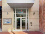 Wonderful Corner Office in North Shore