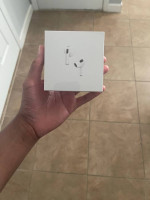 Apple Airpods (3rd Generation) Active noise cancellation
