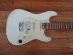 GTRS MOOER intelligent electric guitar