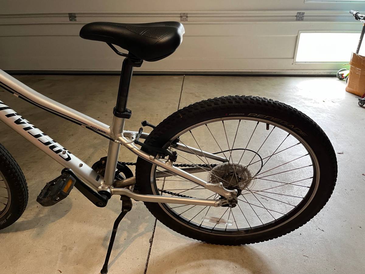 24” Specialized Hotrock Bike