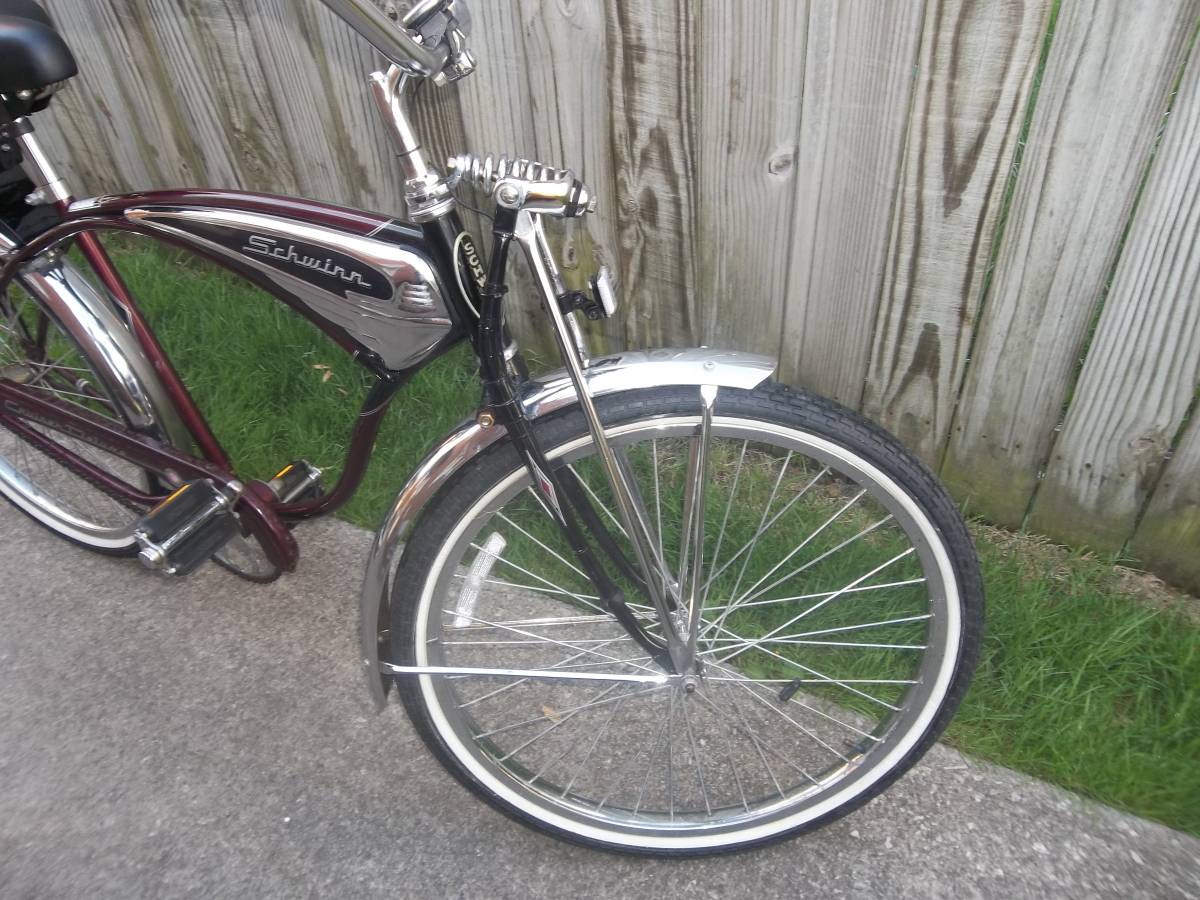SCHWINN CRUISER DELUXE SPRINGER (PHANTOM) 26" BICYCLE
