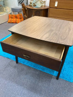 Mid Century Modern Kroehler End Table