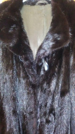 Black mink stroller -- Size 16-18