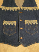 Women’s Western Wrangler Blue Denim VEST with LACE TRIM Size Medium