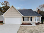 Lovely 3bed and 2bath available for rent