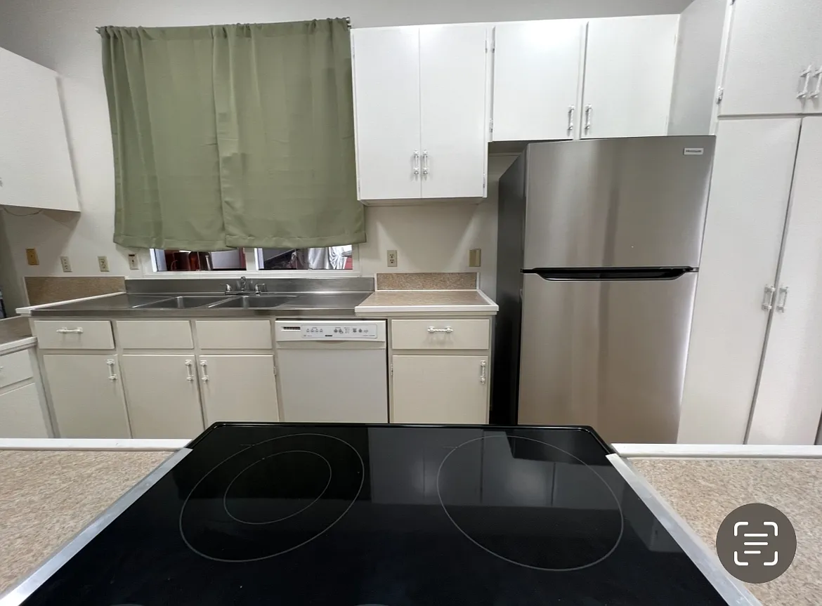 2bedrooms house available for rent in (your location)