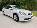 2008 Nissan Altima S 2.5L in white, 83k miles, clean title, leather seats, cold A/C, fully loaded, ready for sale.