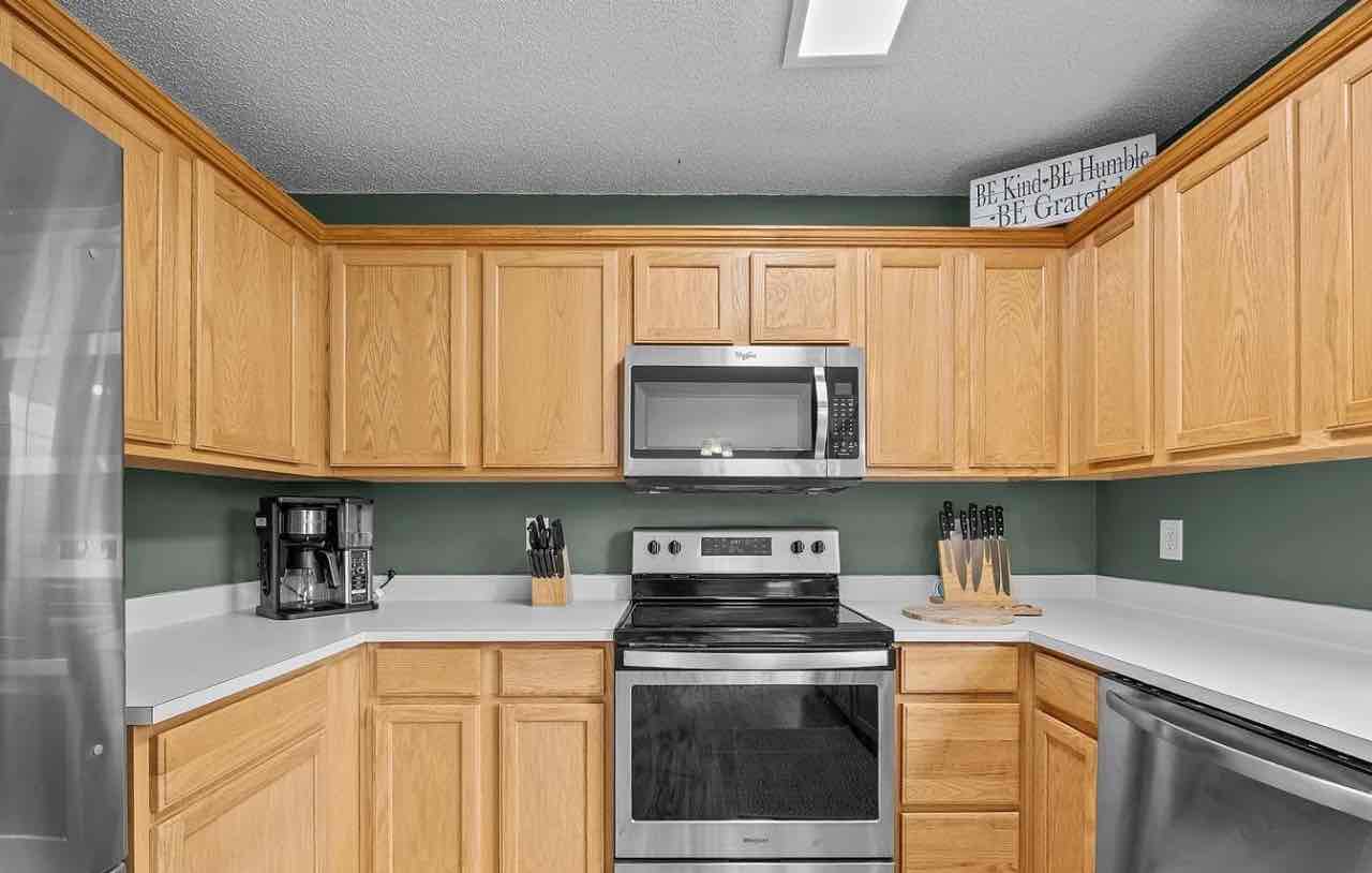 SPACIOUS HOME FOR RENT