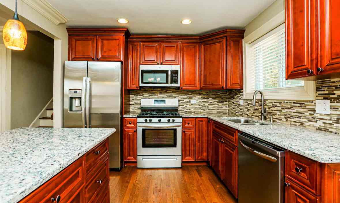 3 bedroom and 2 bathroom house for rent