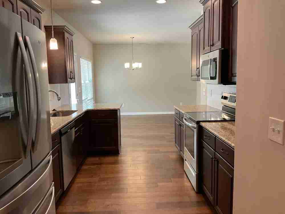 Modern Apartment in Newly Built Complex – Ready to Move In
