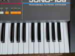 Roland Juno-106 61-Key Programmable Polyphonic Synthesizer 1984 - 1985 - Black