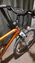 Recently Serviced 1997 Diamondback 3 .0 full suspension  medium fra