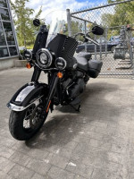 2023 Harley-Davidson FLHCS - Heritage Classic SKU:U23-103 V Twin
