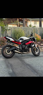 2014 Triumph Street Triple R 675