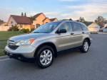 2007 Honda CR-V with 72,000 miles, well-maintained, clean interior, great condition, ready for road trips.