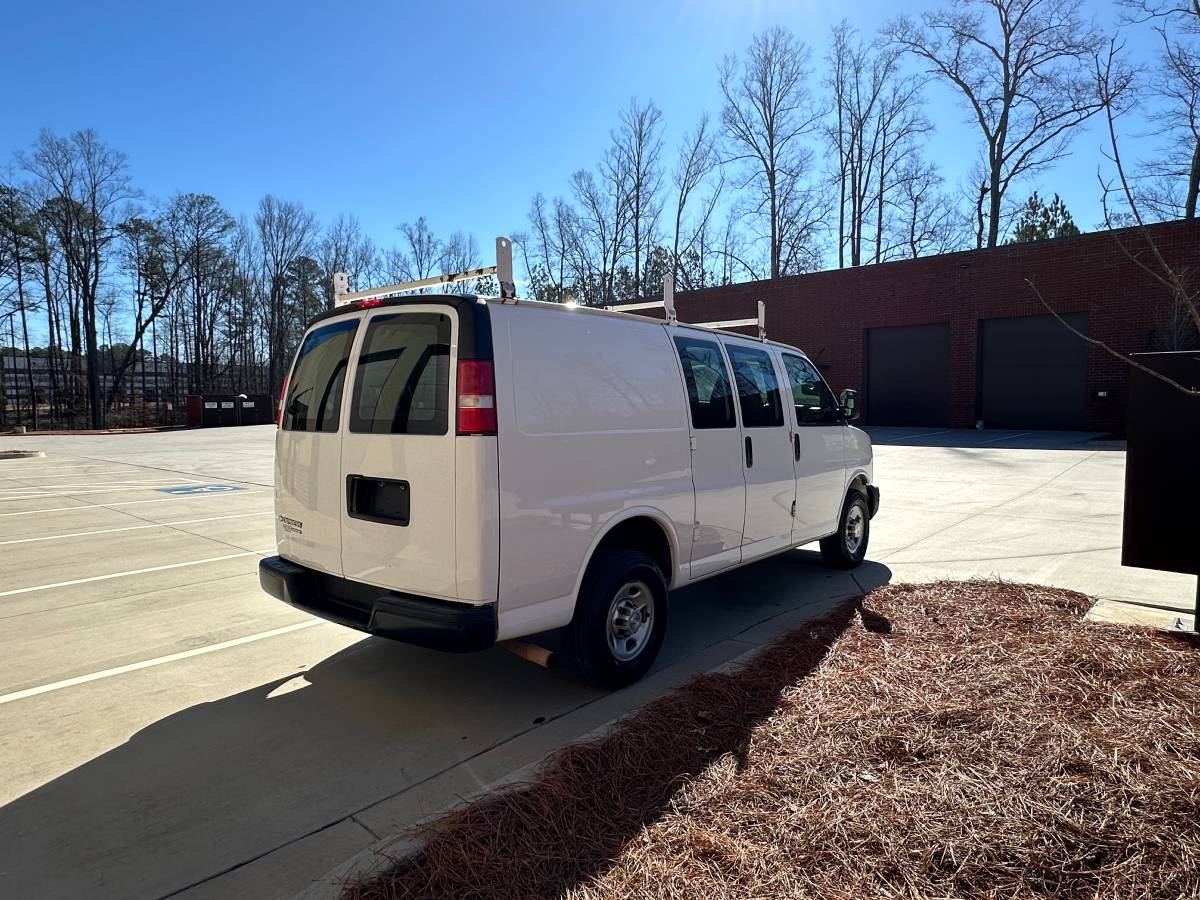 2015 Chevrolet Express 95,000 mi