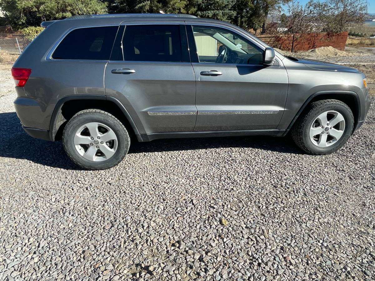 Jeep Cherokee 111,000 mi