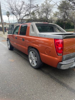 2004 Chevrolet Avalanche 97,000 mi
