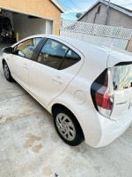 2016 Toyota Prius 80,000 mi
