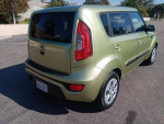2013 Kia Soul in excellent condition, low mileage, clean title, featuring new Michelin tires.