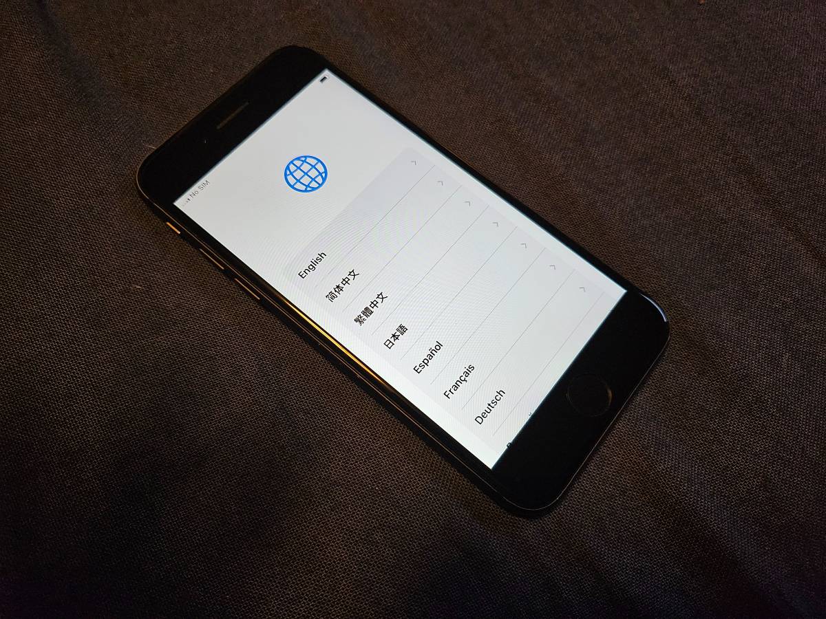 Apple iPhone 8 64GB Unlocked A1905 GSM - Space Gray - Original Box + E