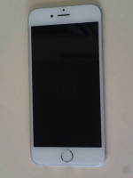 Apple iPhone 6s 64GB Silver  UNLOCKED Smartphone - very good condition