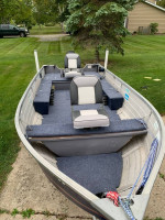 MirroCraft Deep Fisherman 14ft Fishing Boat