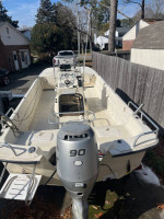2005 Carolina Skiff 198
