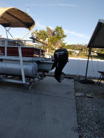 Pontoon SUN Tracker Bass Buggy 18DXL