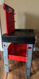 CRAFTSMAN Toy Work Bench
