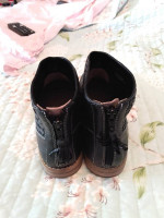 WOMEN'S HUSH PUPPY SHOES / BOOTS SIZE 9.5 CASUAL YET DRESSY BROWN
