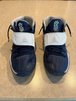 NIKE KYRIE 6 BASKETBALL SHOES NAVY BLUE WHITE RARE CW4142-402 (SIZE 10